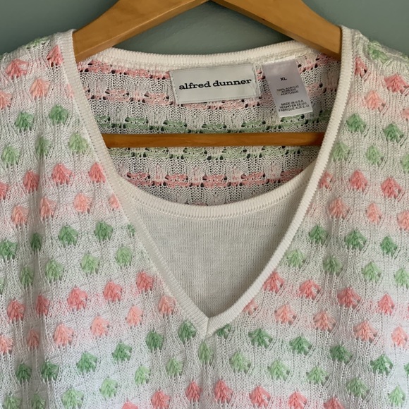 Alfred Dunner | Pink Green Grannycore Crochet Sweater Top size XL - Picture 4 of 6